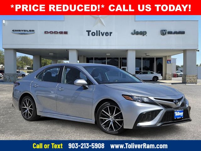 Celestial Silver Metallic 2024 Toyota Camry SE FWD Sedan Front-Wheel Drive 8-Speed Automatic