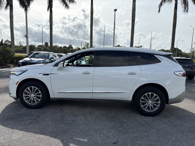 2022 Buick Enclave Essence 12