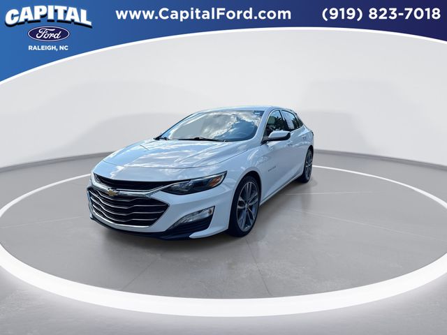 Used 2022 White Chevrolet LT image 4