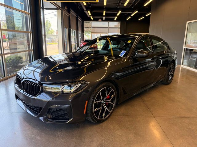 Gray (Dark Graphite Metallic) 2023 BMW 5 Series 530i xDrive AWD Sedan All-Wheel Drive 8-Speed Automatic