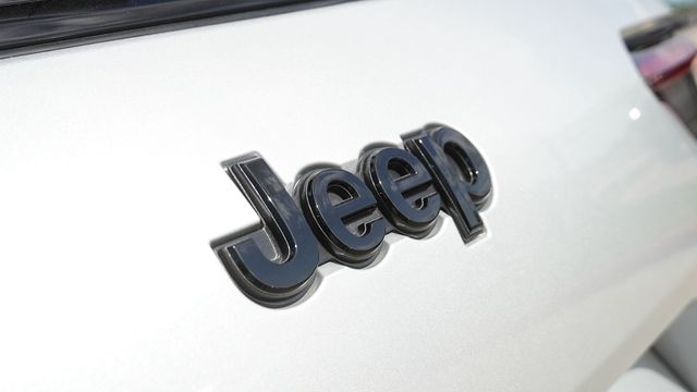 2025 Jeep Grand Cherokee L Summit - Photo 12