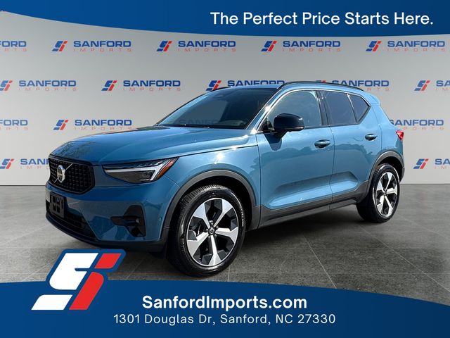 Blue Metallic 2023 Volvo XC40 SUV / Crossover All-Wheel Drive Automatic