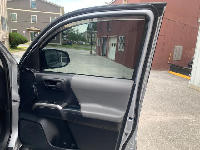 Used 2018 Toyota Tacoma Truck