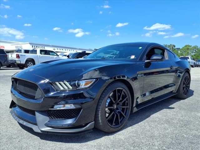 2016 Ford Mustang Shelby GT350 photo