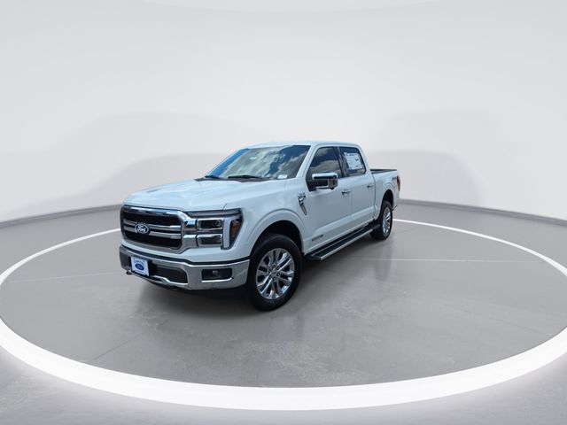 New 2026 Star White Metallic Tri-Coat Ford Lariat® image 4