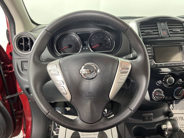 2017 Nissan Versa 1.6 SV 20