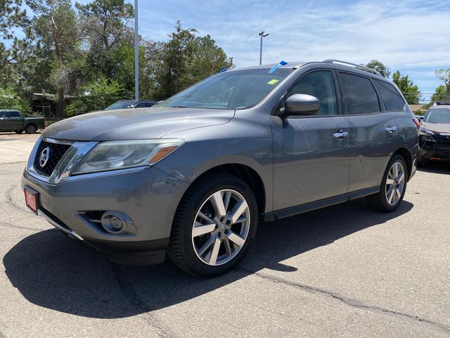 Gray (Gun Metallic) 2015 Nissan Pathfinder SUV / Crossover Front-Wheel Drive Continuously Variable Transmission