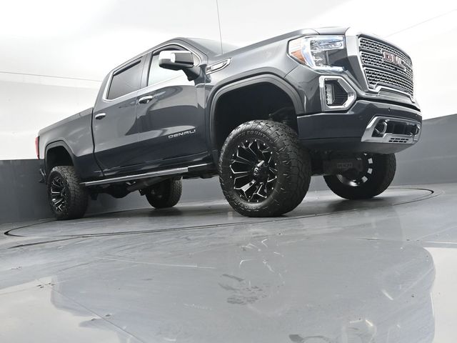 Used 2021  GMC Denali image 26