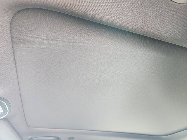 New 2026 White/off-white Jeep Upland image 17