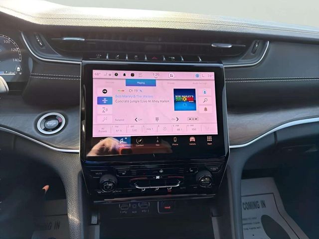 JeepGrand Cherokee13