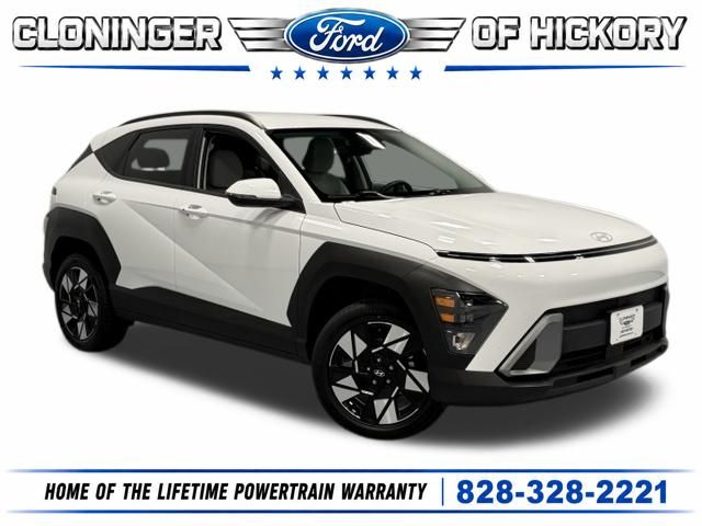 Atlas White 2024 Hyundai Kona SUV / Crossover All-Wheel Drive Continuously Variable Transmission