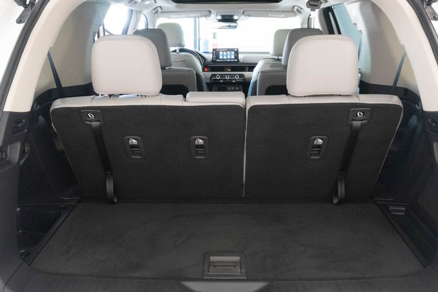 Used 2025 Honda Pilot SUV