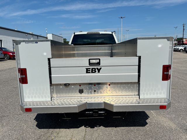 New 2025 Avalanche Ford F-350® XLT image 9