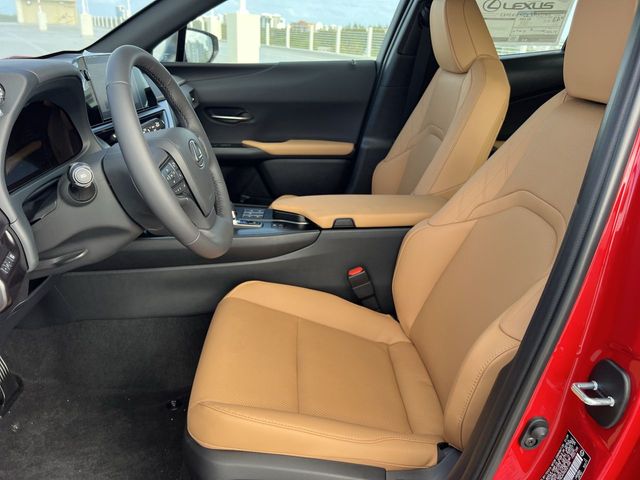 2025 Lexus UX