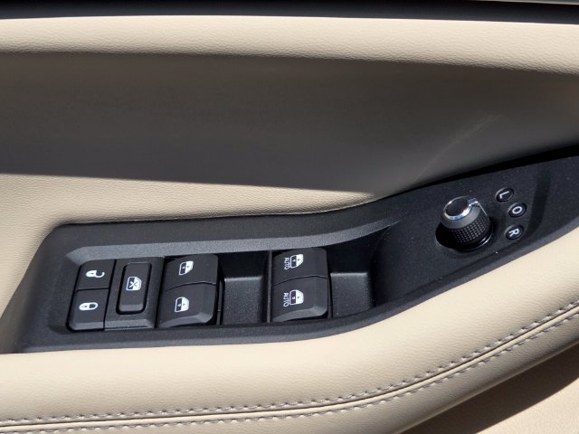 New 2027 White Jeep Limited image 28