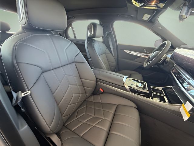 2025 Bmw 760i 760i xDrive photo 26