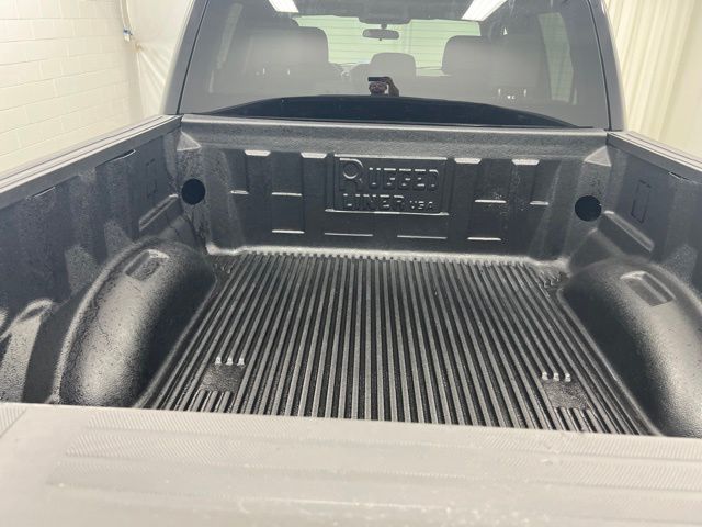 Used 2025 Black Ford XLT image 8