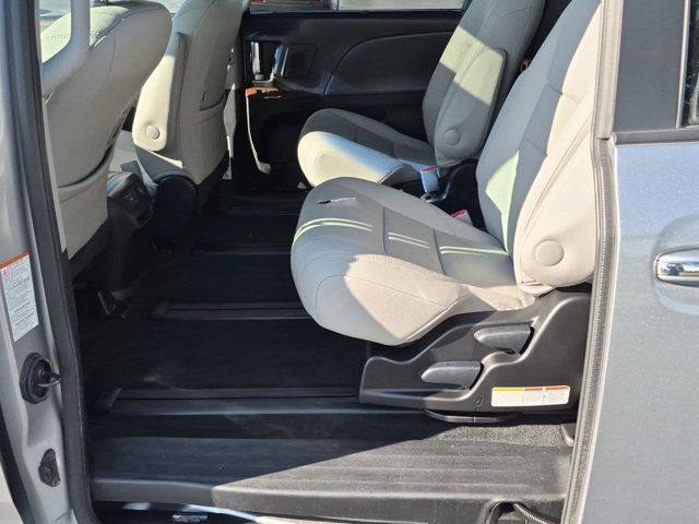 Used 2016 Toyota Sienna Van
