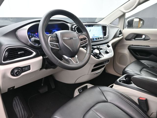 used 2023 Chrysler Pacifica car, priced at $24,653