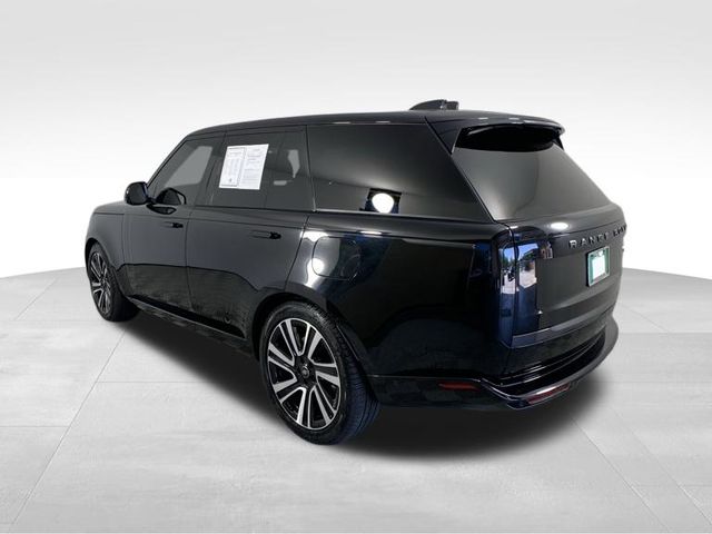 2023 Land Rover Range Rover SE 7