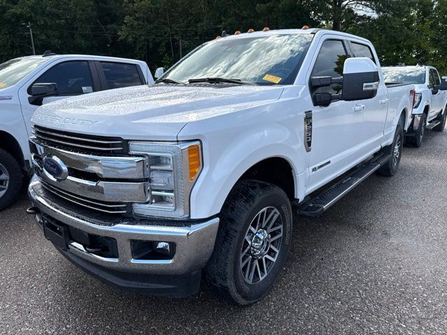  2019 Ford F-250 Super Duty Lariat Crew Cab 4WD   