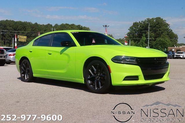  2019 Dodge Charger SXT RWD   