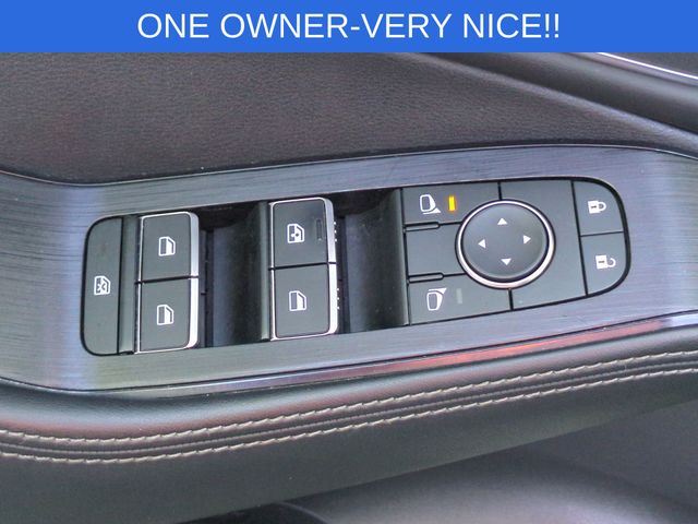 Used 2023 White Nissan Platinum image 14