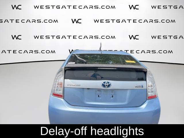 ToyotaPrius Plug-in5