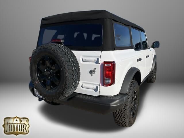 2024 Ford Bronco Black Diamond 10