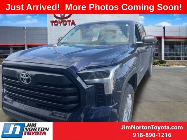 Used 2022 Toyota Tundra SR5 with VIN 5TFLA5DB5NX009262 for sale in Tulsa, OK
