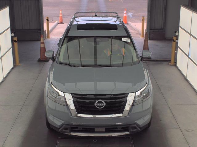 Used 2025 Nissan Pathfinder SUV
