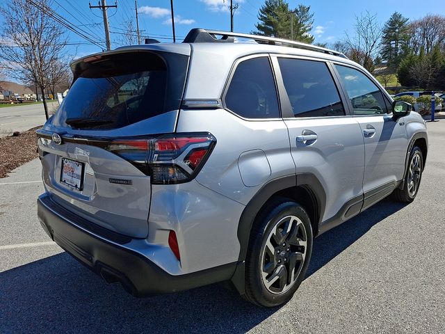 2025 Subaru Forester Hybrid Limited - 6