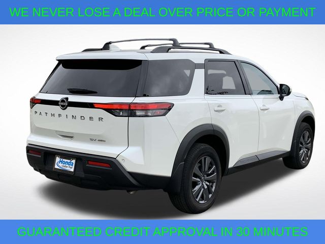 2023 Nissan Pathfinder SV 10