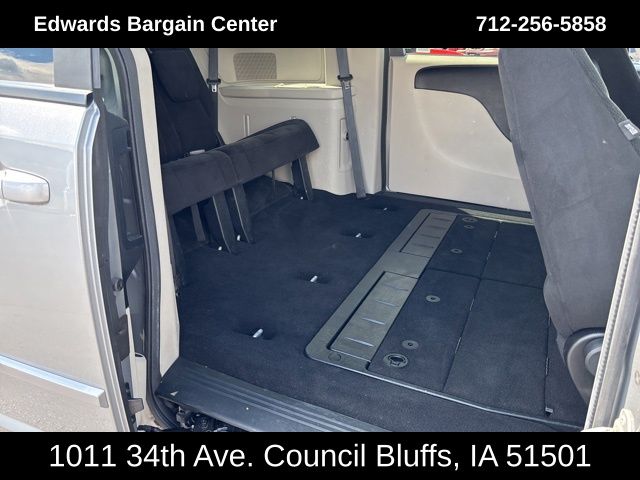 2015 Dodge Grand Caravan SXT photo
