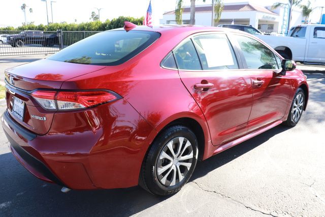 2022 Toyota Corolla Hybrid LE 6