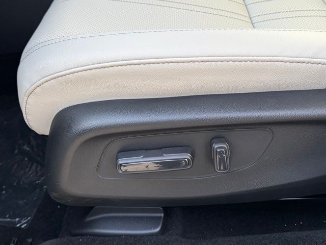 new 2026 Honda HR-V car, priced at $32,355