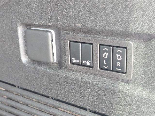 2024 GMC Yukon Denali Ultimate:46497A