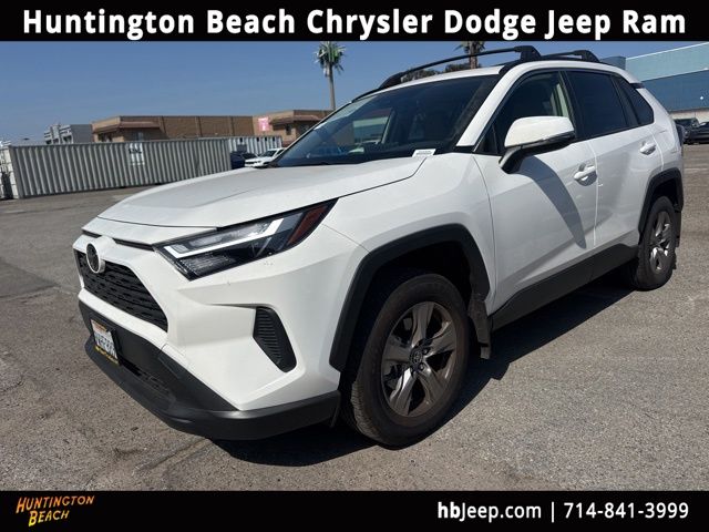 2025 Toyota RAV4 XLE FWD SUV / Crossover Front-Wheel Drive 8-Speed Automatic