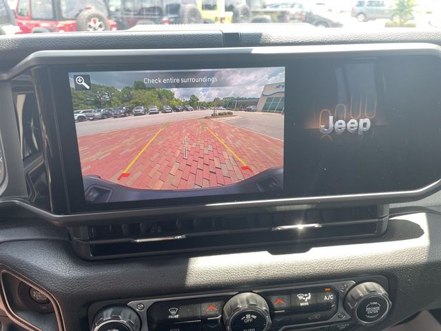 Used 2024 Jeep Gladiator Truck