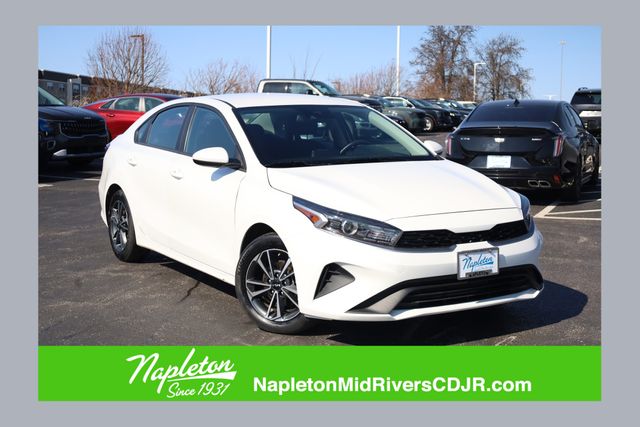 2024 Kia Forte LXS FWD