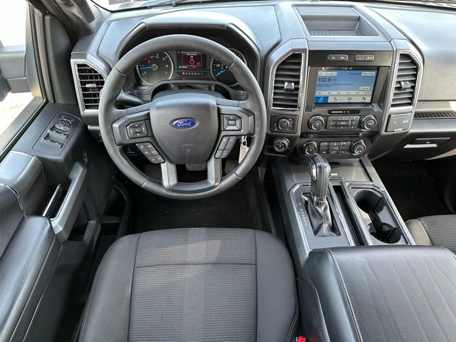 2016 Ford F-150  10