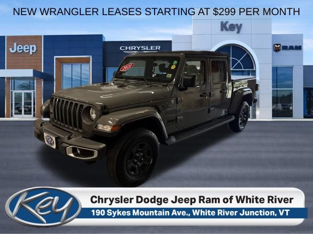 Sting-Gray Clearcoat 2021 Jeep Gladiator Pickup Truck Four-Wheel Drive 8-Speed Automatic