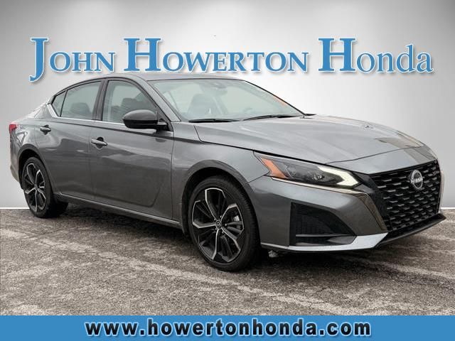 Gray (Gun Metallic) 2025 Nissan Altima Sedan All-Wheel Drive Continuously Variable Transmission