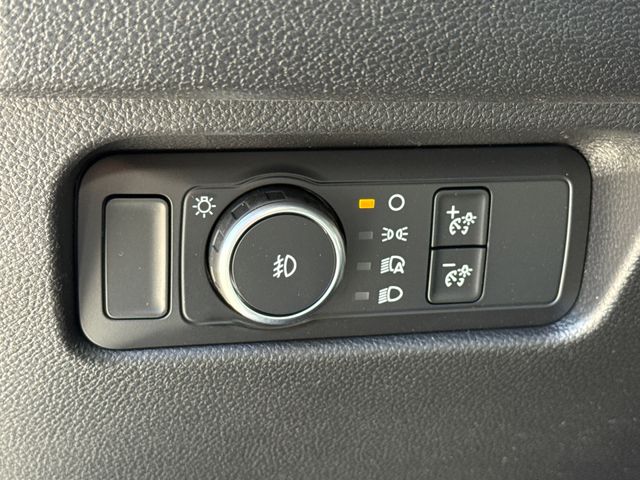 New 2026 White Ford XL image 23