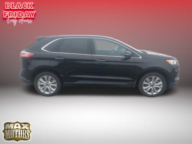 2022 Ford Edge Titanium 8