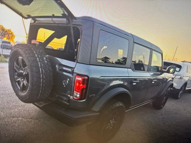 Used 2024 Ford Bronco 4-Door Black Diamond with VIN 1FMDE1BHXRLB24246 for sale in Kansas City
