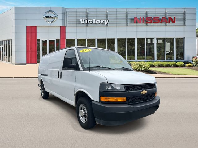 2025 Chevrolet Express Cargo 2500 RWD