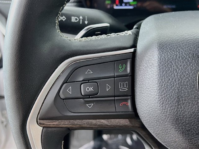 Used 2024 White Jeep 4xe image 13