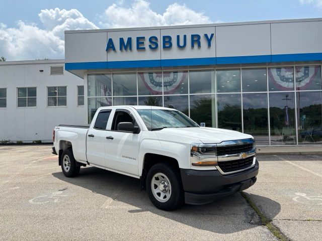 Summit White 2017 Chevrolet Silverado 1500 Pickup Truck Four-Wheel Drive 6-Speed Automatic Overdrive