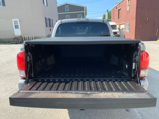 Used 2018 Toyota Tacoma Truck
